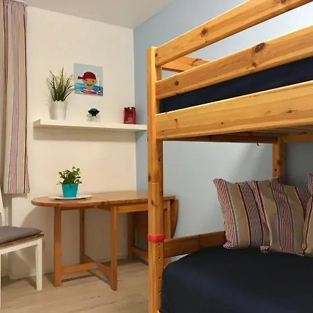 Apartment Burgtiefe Suedstrand 